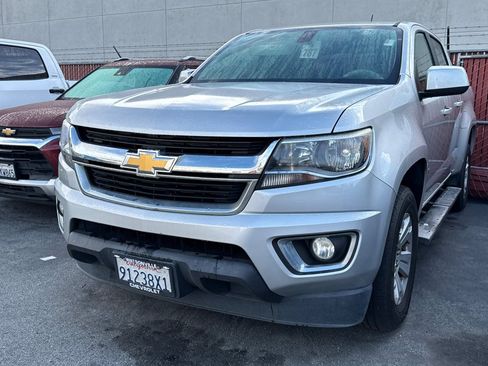 Used 2016 Chevrolet Colorado LT w/ LT Convenience Package RWD image 9