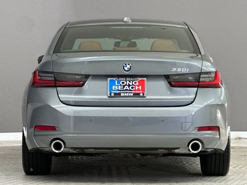Used 2026 BMW 330i Sedan w/ Convenience Package RWD image 9
