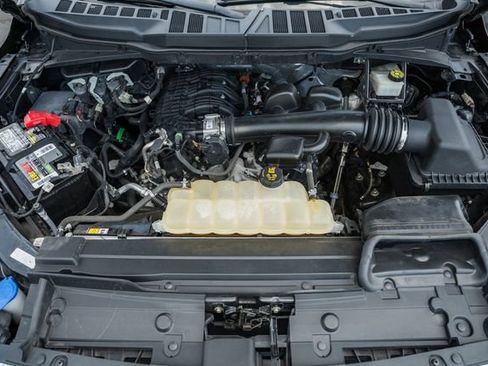 Used 2021 Ford F150 XLT AWD/4WD image 21