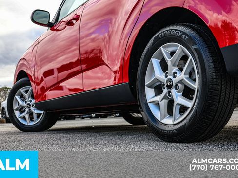 Used 2025 Kia Soul LX w/ LX Technology Package image 17