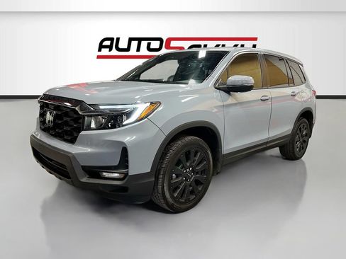 Used 2023 Honda Passport EX-L image 3