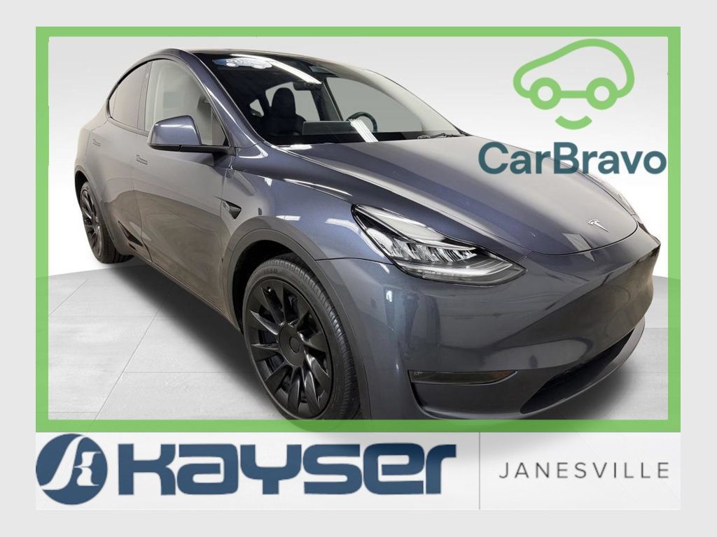 Used 2023 Tesla Model Y Long Range AWD/4WD image 1