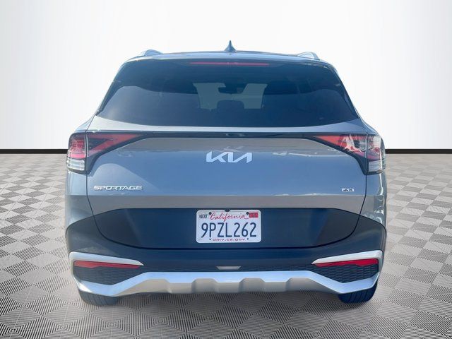 Used 2025 Kia Sportage EX AWD/4WD image 6