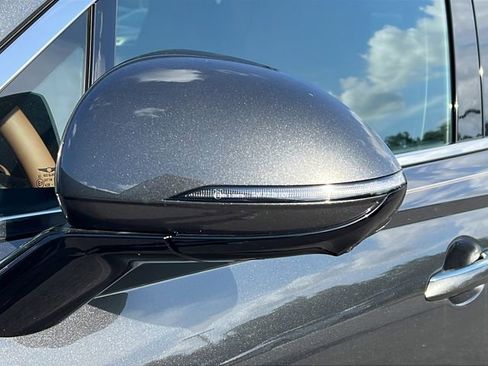New 2026 Genesis GV70 2.5T Advanced w/ G1 Accessory Package AWD/4WD image 11
