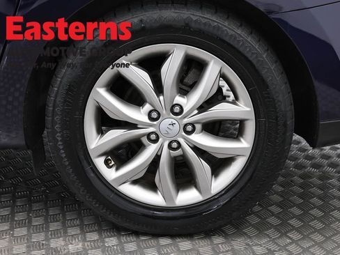 Used 2021 Kia Sedona EX image 35