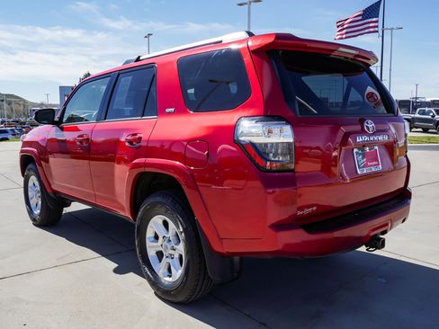 Certified 2024 Toyota 4Runner SR5 Premium w/ Moonroof Package image 6
