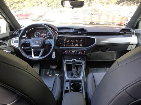 Used 2025 Audi Q3 2.0T Premium AWD/4WD image 23