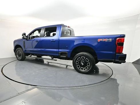 Used 2026 Ford F250 Platinum AWD/4WD image 5