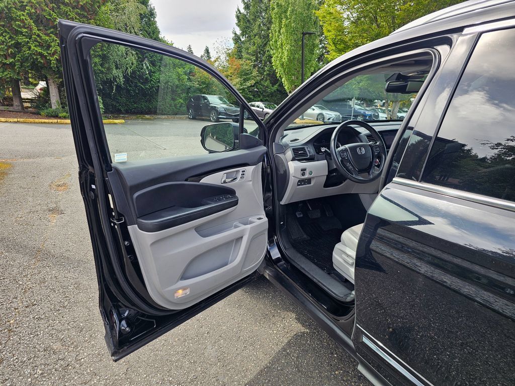 Used 2016 Honda Pilot Elite image 21