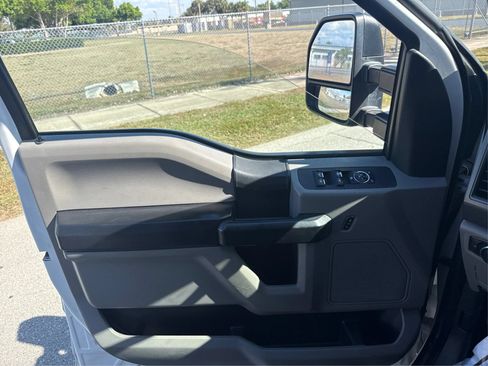Used 2017 Ford F350 XL w/ Power Equipment Group RWD image 19