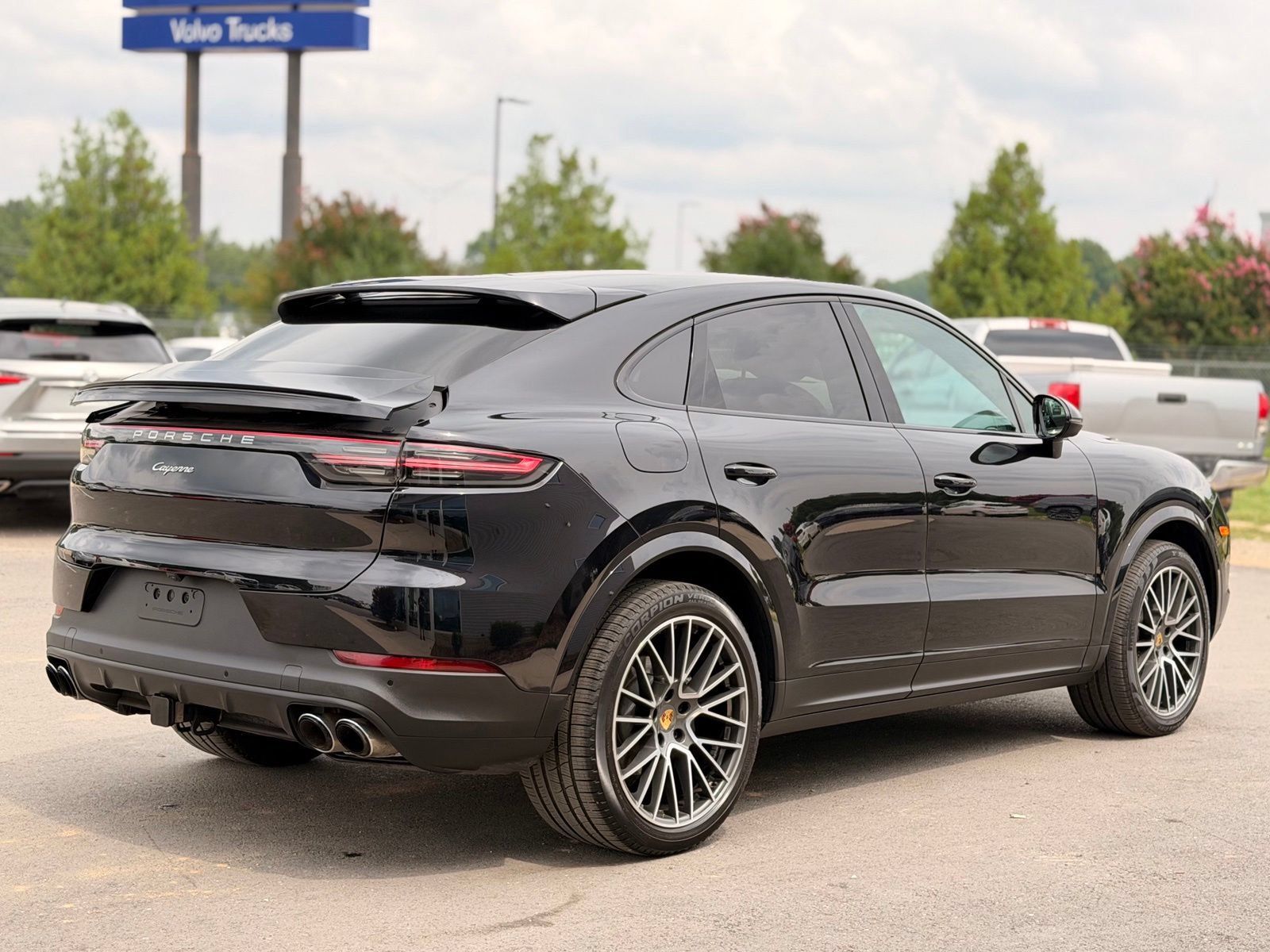 Used 2021 Porsche Cayenne Coupe AWD/4WD image 13