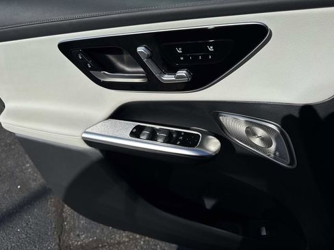 Certified 2025 Mercedes-Benz GLC 300 4MATIC image 16