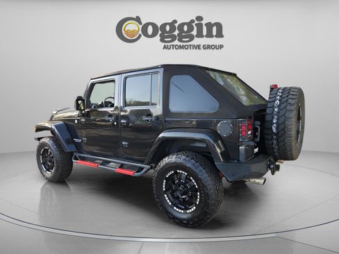 Used 2008 Jeep Wrangler Unlimited Sahara w/ Dual Top Group image 3