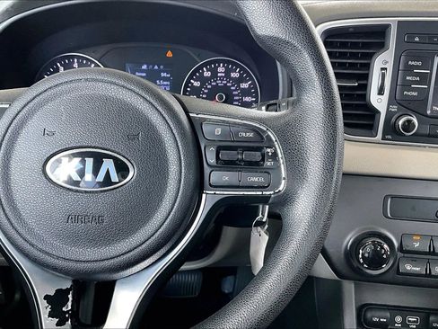 Used 2017 Kia Sportage LX AWD/4WD image 11
