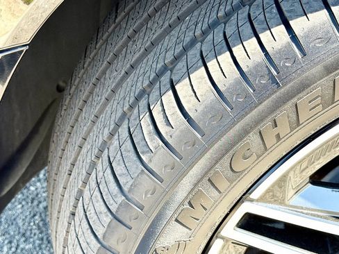 Certified 2022 Mercedes-Benz GLE 450 4MATIC image 16