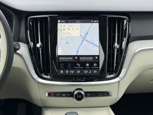 New 2026 Volvo V60 B5 Cross Country Plus w/ Protection Package Premier image 12