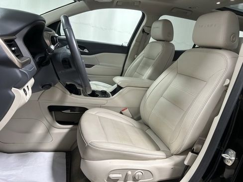 Used 2020 GMC Acadia Denali w/ Trailering Package image 9