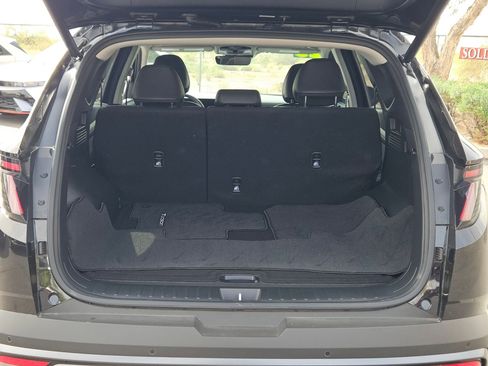 Used 2025 Hyundai Tucson Limited image 7