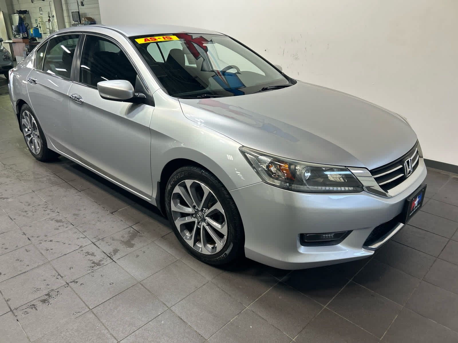 Used 2014 Honda Accord Sport image 2