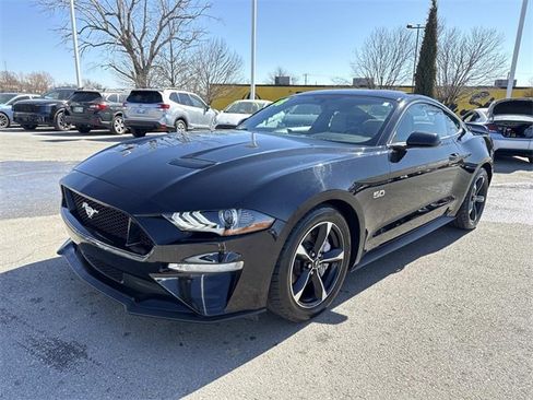 Used 2018 Ford Mustang GT w/ Equipment Group 301A image 9