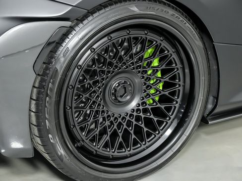 Used 2022 McLaren 765LT image 18