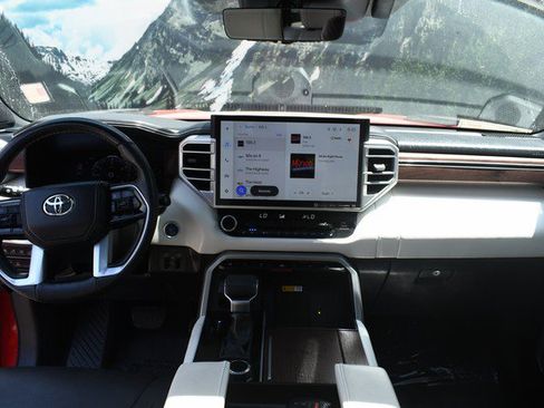 Used 2024 Toyota Tundra Capstone AWD/4WD image 18