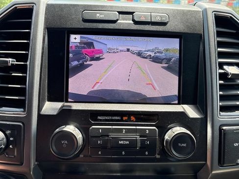Used 2019 Ford F150 XLT w/ Equipment Group 302A Luxury AWD/4WD image 15