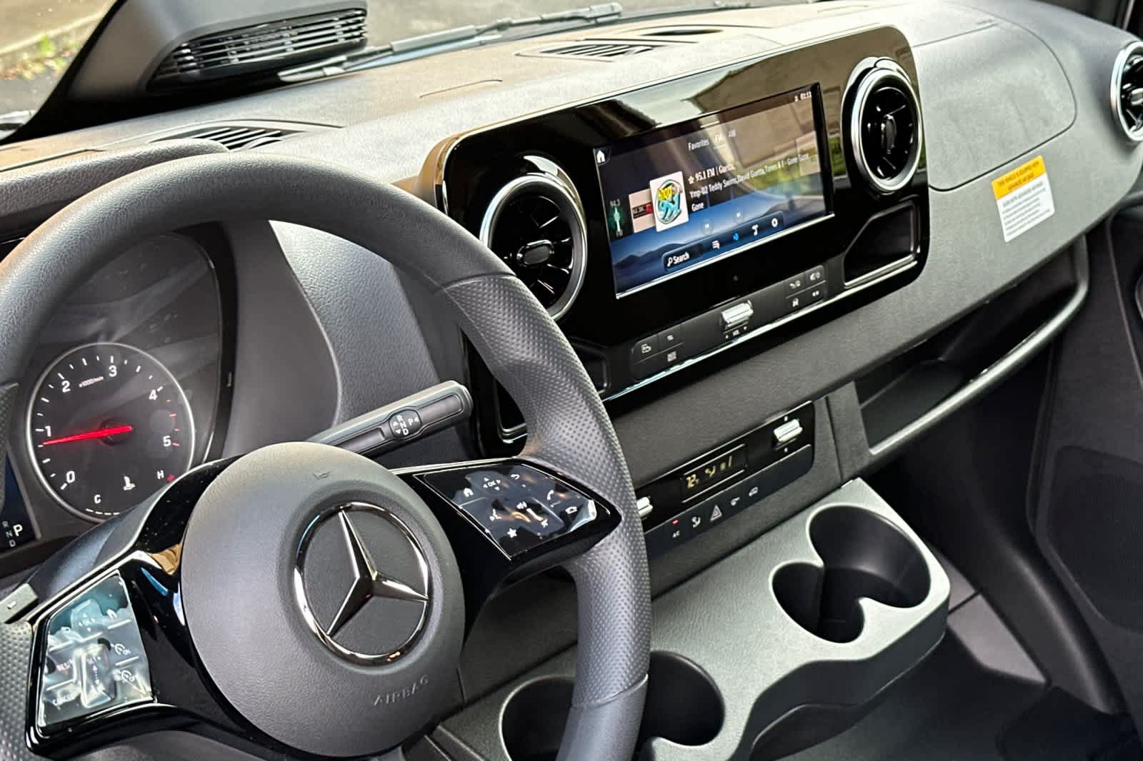 New 2026 Mercedes-Benz Sprinter 2500 image 11