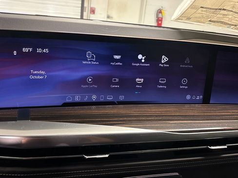 New 2025 Cadillac Escalade Luxury image 46