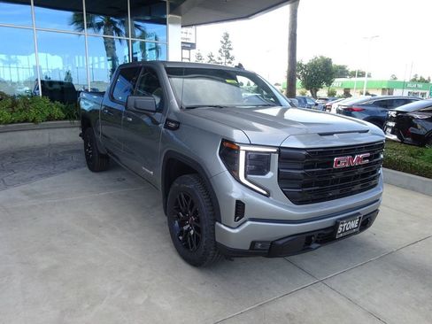 New 2026 GMC Sierra 1500 Elevation AWD/4WD image 1