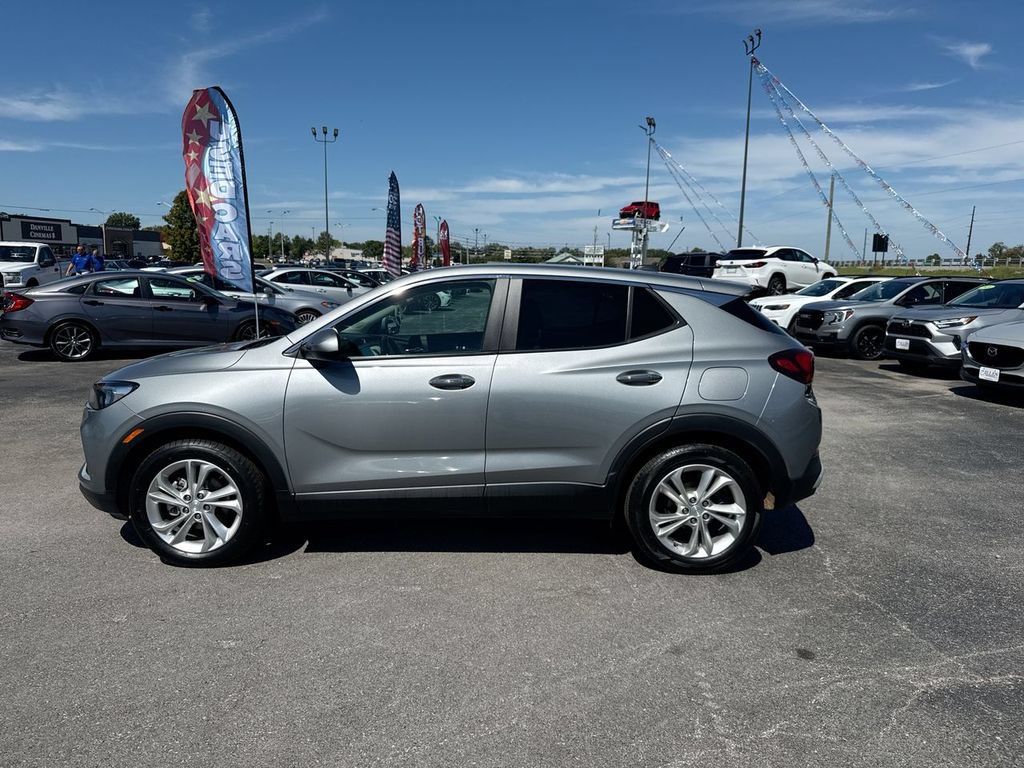Used 2023 Buick Encore GX Preferred w/ Cold Weather Comfort Package FWD image 11