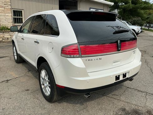 Used 2010 Lincoln MKX AWD image 6