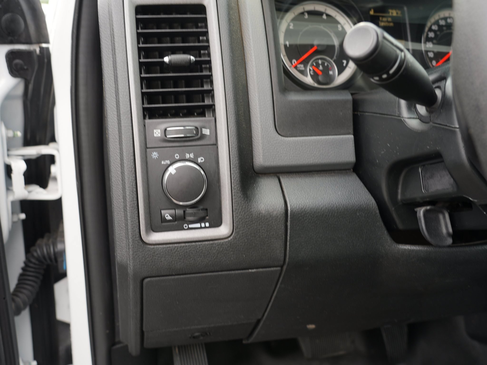 Used 2017 RAM 1500 Tradesman w/ Power & Remote Entry Group AWD/4WD image 17
