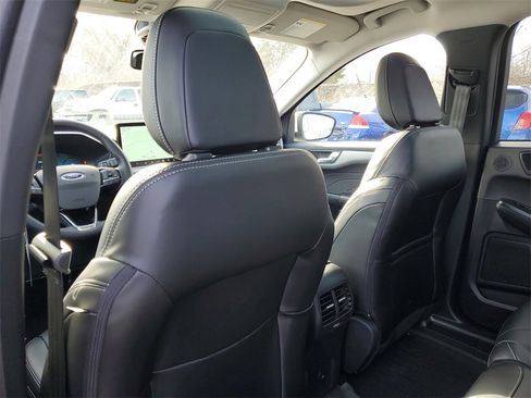 New 2026 Ford Escape SE w/ PHEV Premium Package image 28