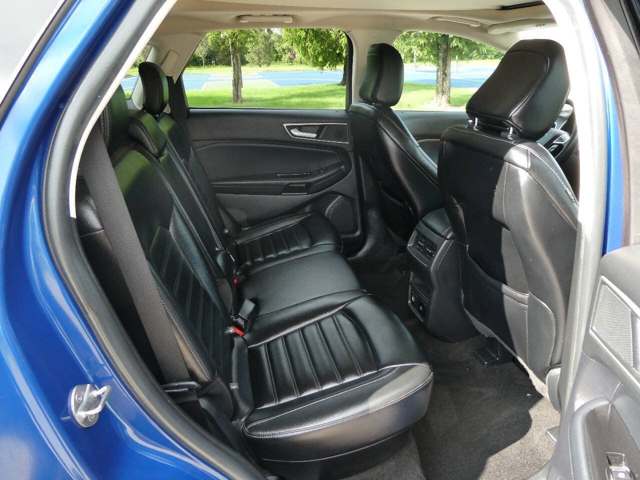 Used 2020 Ford Edge SEL w/ Convenience Package AWD/4WD image 29