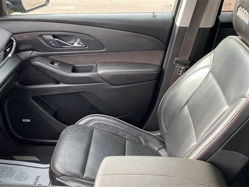 Used 2020 Chevrolet Traverse High Country image 21