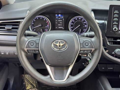 Used 2021 Toyota Camry LE FWD image 18