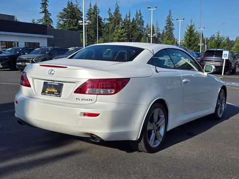 Used 2015 Lexus IS 250C w/ Luxury Package RWD image 6