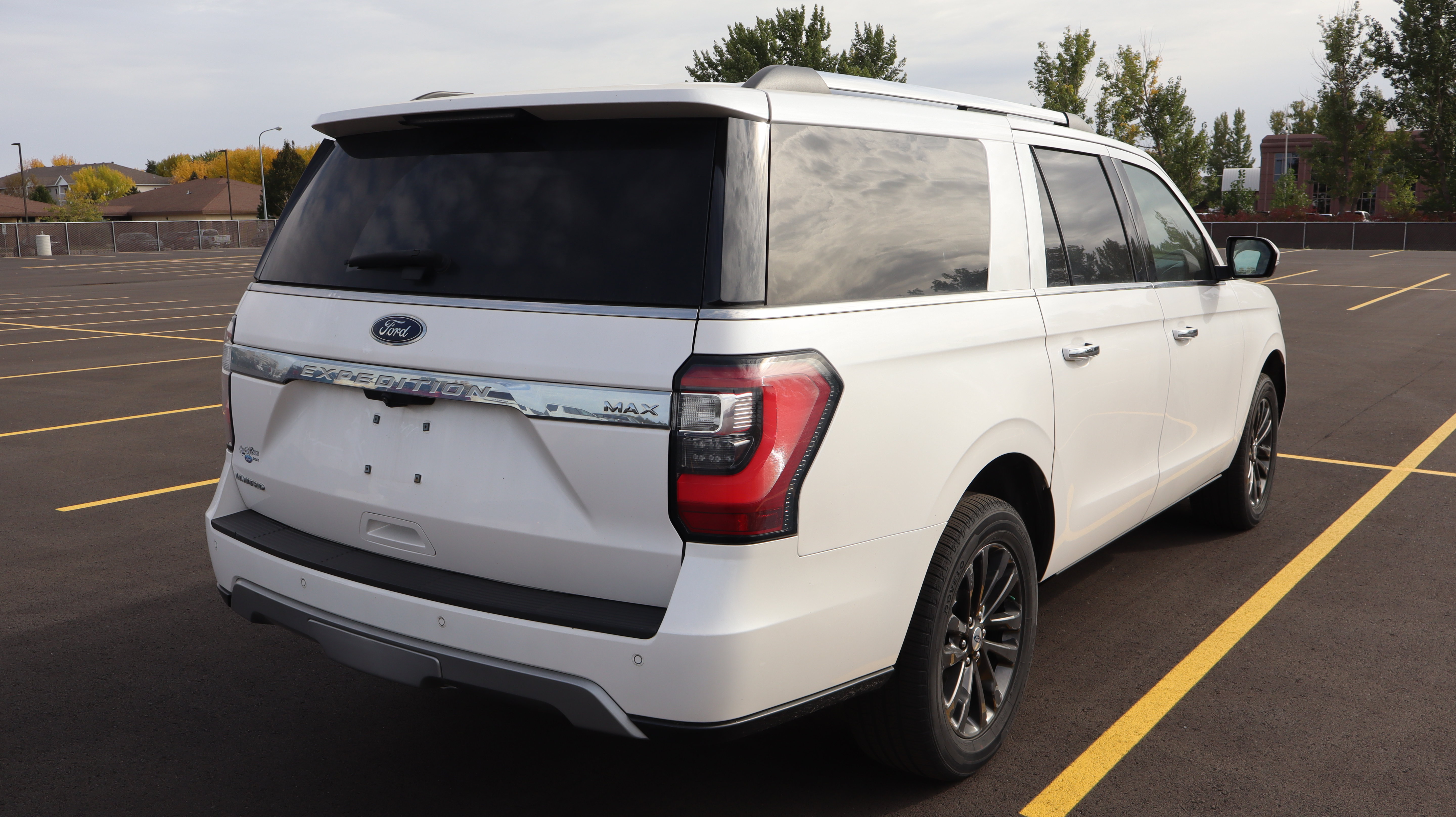 Used 2019 Ford Expedition Max Limited w/ Equipment Group 301A AWD/4WD image 6