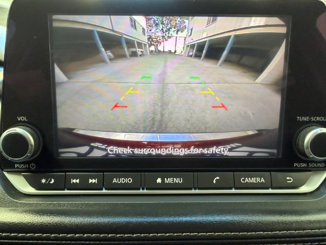 Used 2023 Nissan Rogue SV FWD image 19