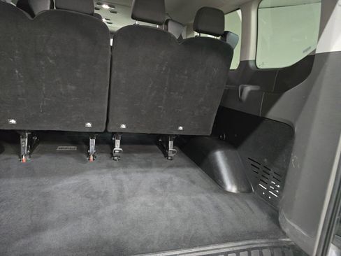 Used 2023 Ford Transit 350 XLT image 41