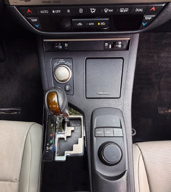 Used 2014 Lexus ES 350 w/ Premium Package FWD image 32