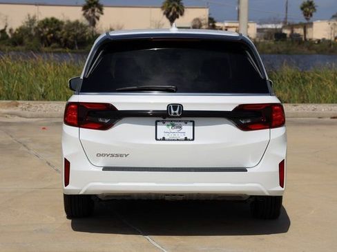 New 2026 Honda Odyssey EX-L image 7