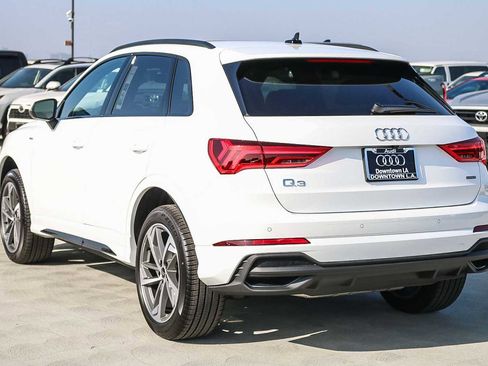 Used 2025 Audi Q3 2.0T Premium w/ Convenience Plus Package AWD/4WD image 9