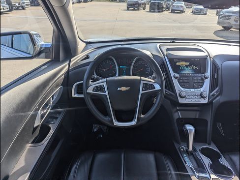Used 2015 Chevrolet Equinox LTZ FWD image 3