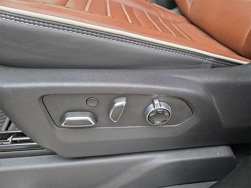 Used 2025 GMC Sierra 1500 Denali Ultimate image 21