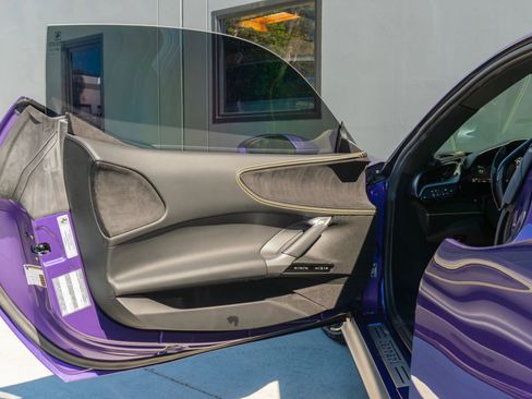 Used 2022 Ferrari SF90 Stradale image 61