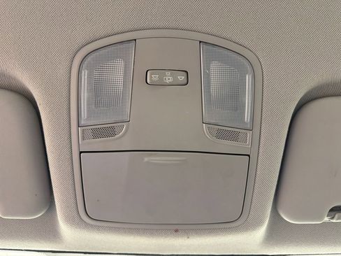 Used 2017 Hyundai Elantra SE image 34