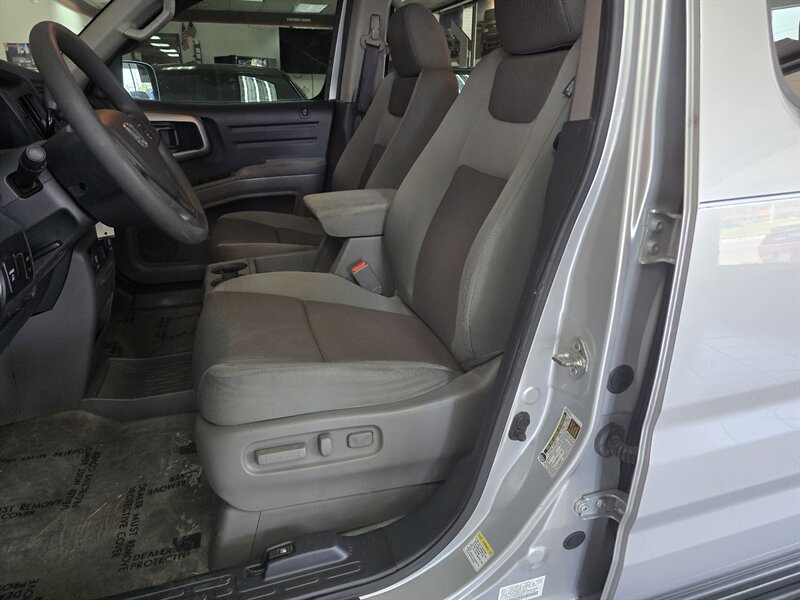 Used 2012 Honda Ridgeline RTS image 9
