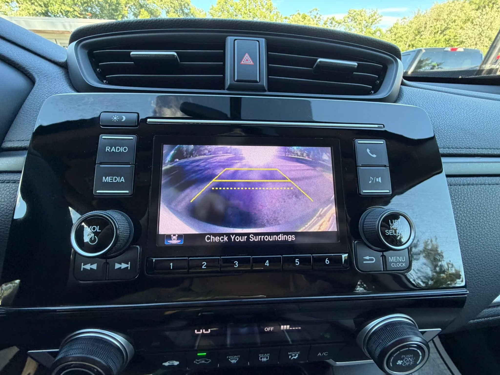 Used 2018 Honda CR-V LX image 25